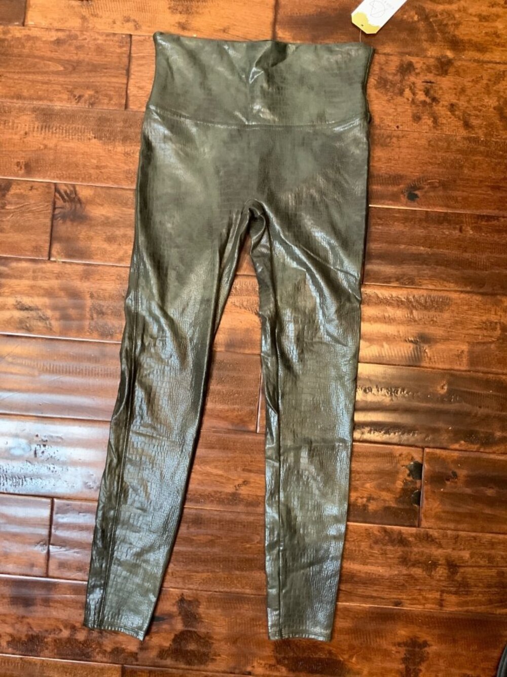 Spanx Green Shimmering Alligator Skin Print Leggings, Size L